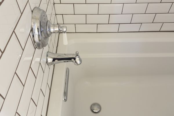 Lake Charles Bathtub Refinishing